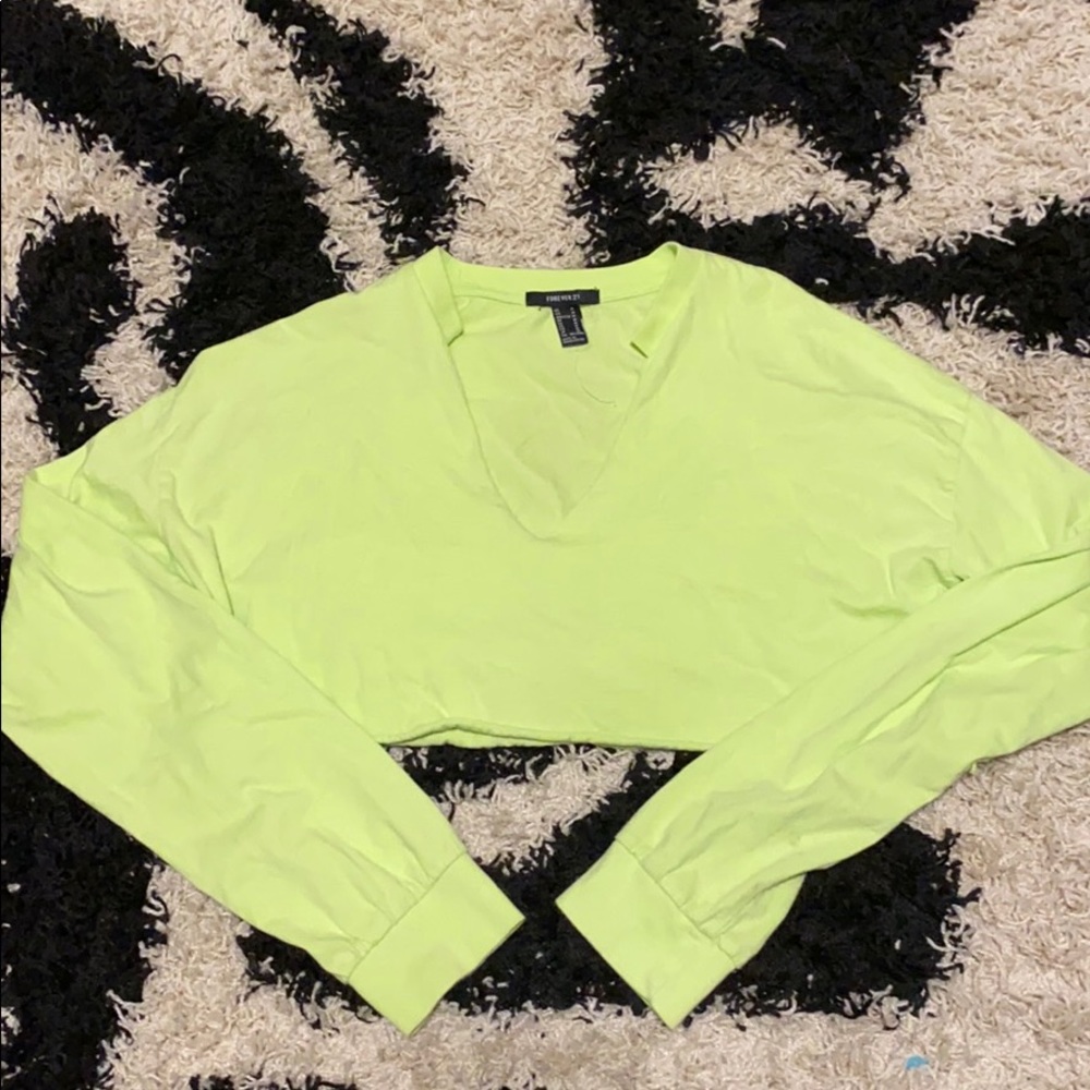 neon green v neck long sleeve crop top